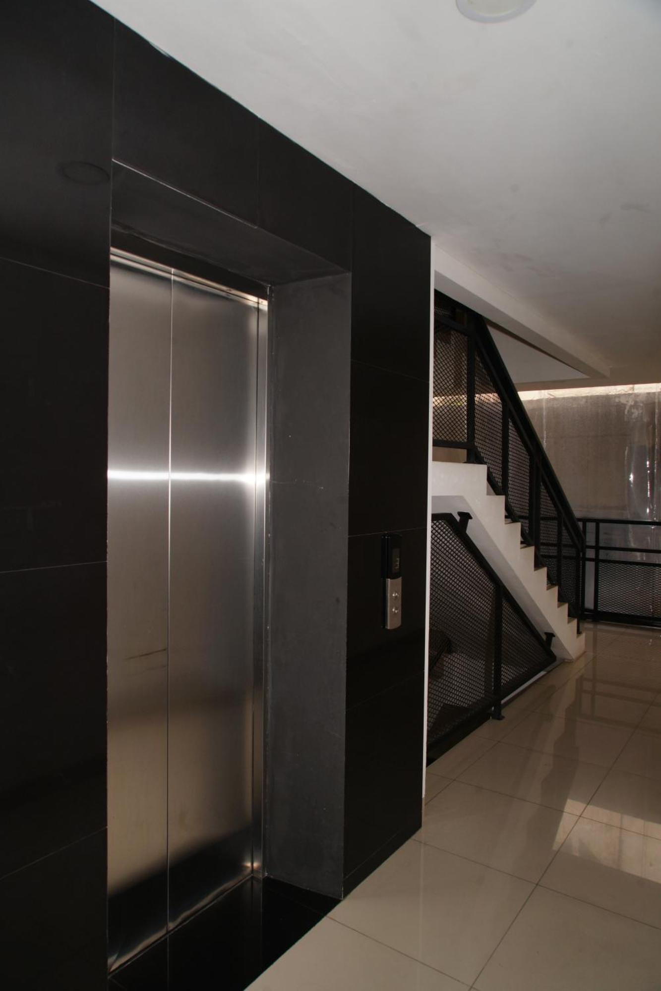Residence T63 By Shm Jakarta Kültér fotó